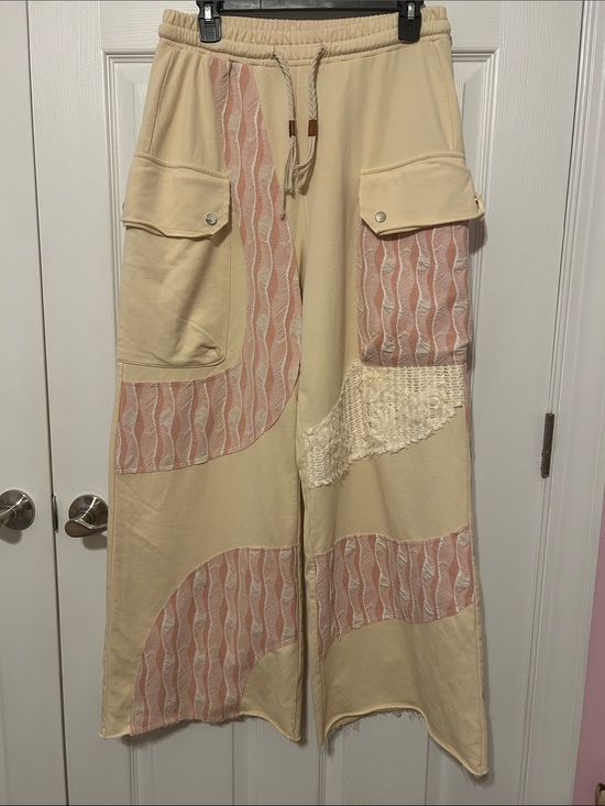 POL Pants - Wide-Leg Patchwork Cargo Pants in Beige and Pink